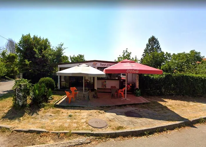 Rosa Rogosa アパート ゴールデンサンド